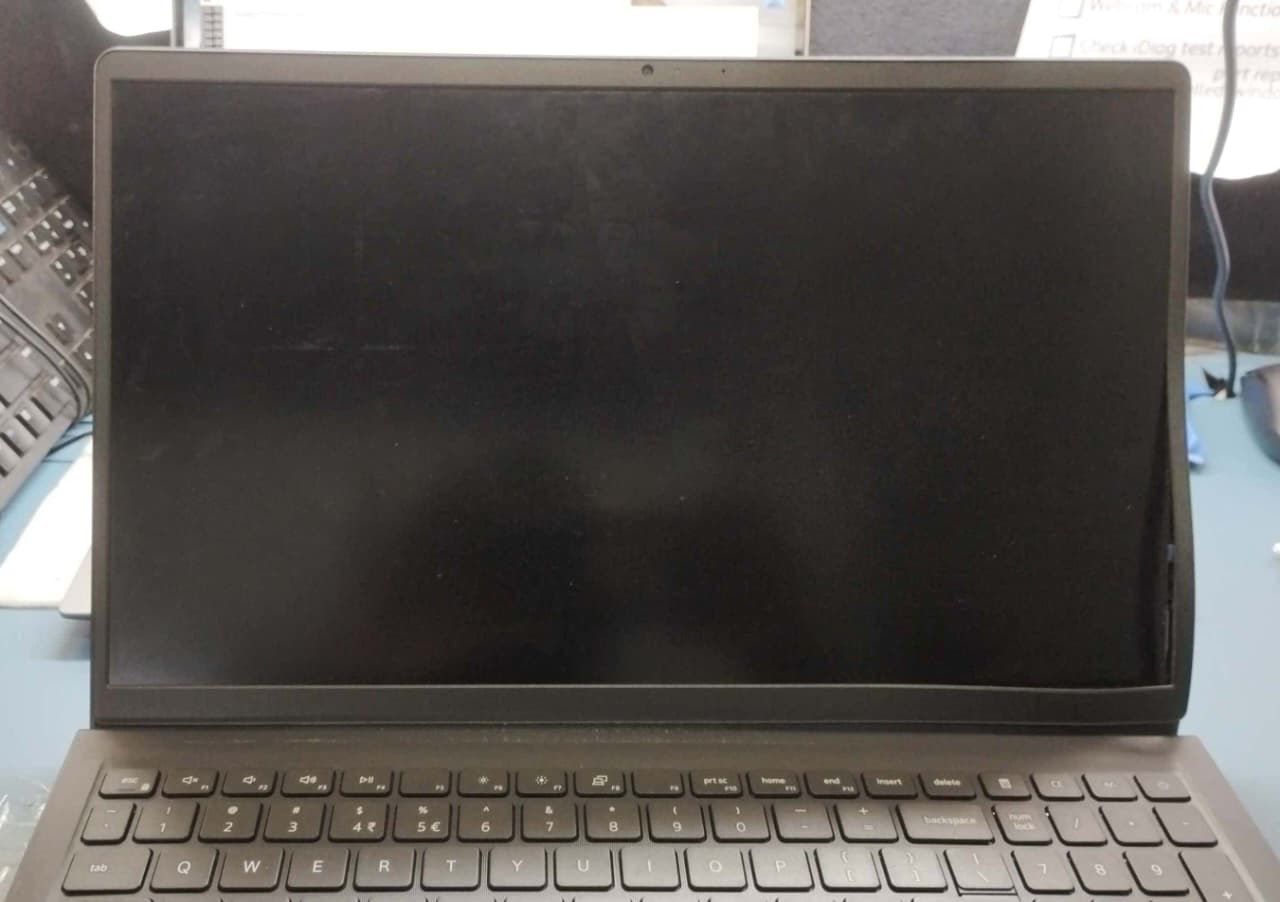 Dell Inspiron 3511, 3520, 3510 & 3515 Hinge Problem – Causes, Warning Signs & Solutions